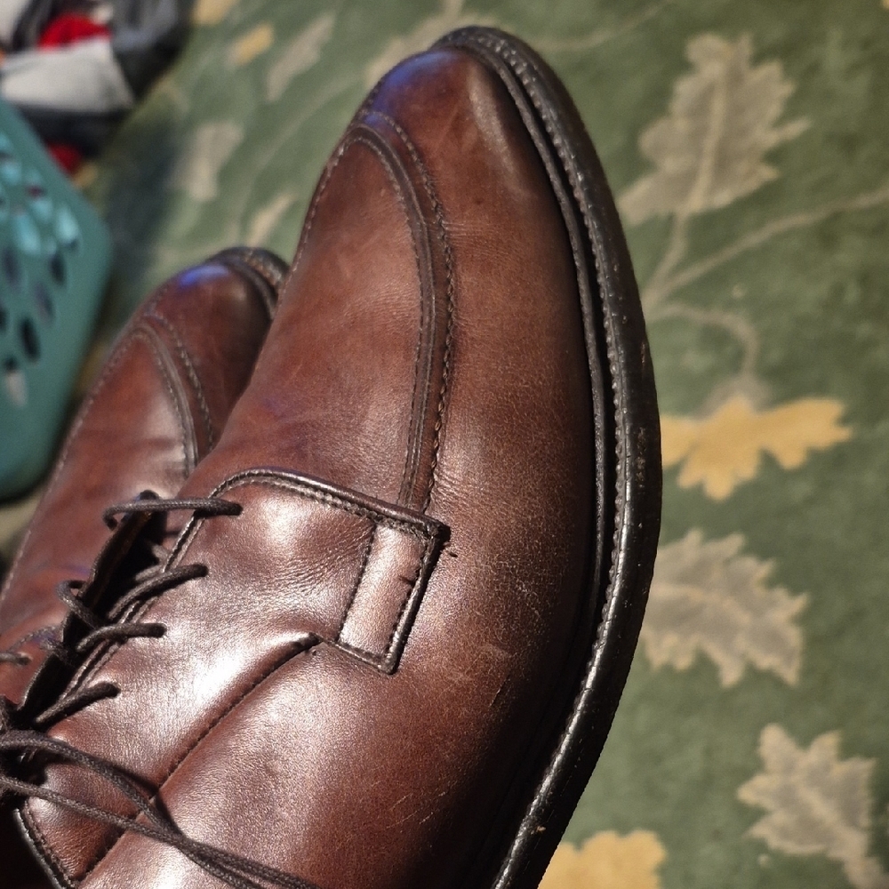 Allen Edmonds Men's Dark Brown Leather Derby Oxfords - Picture 2 of 14